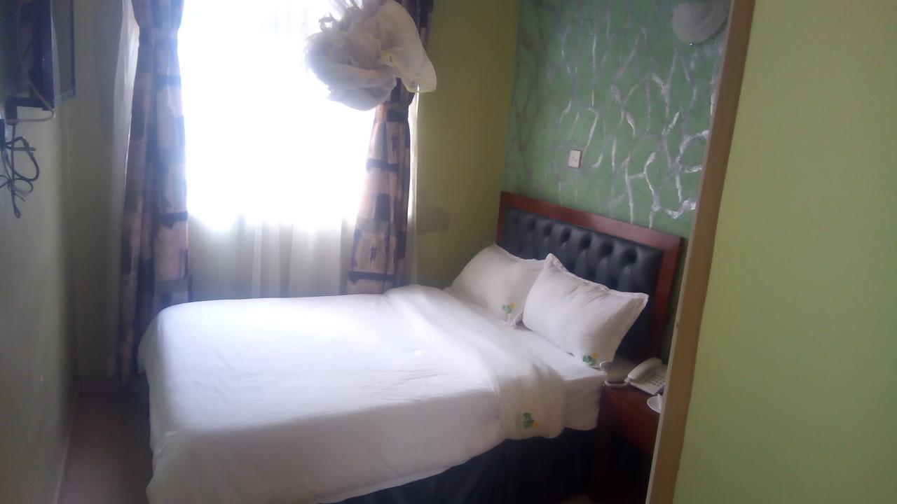Ash White Hotel Найроби Экстерьер фото